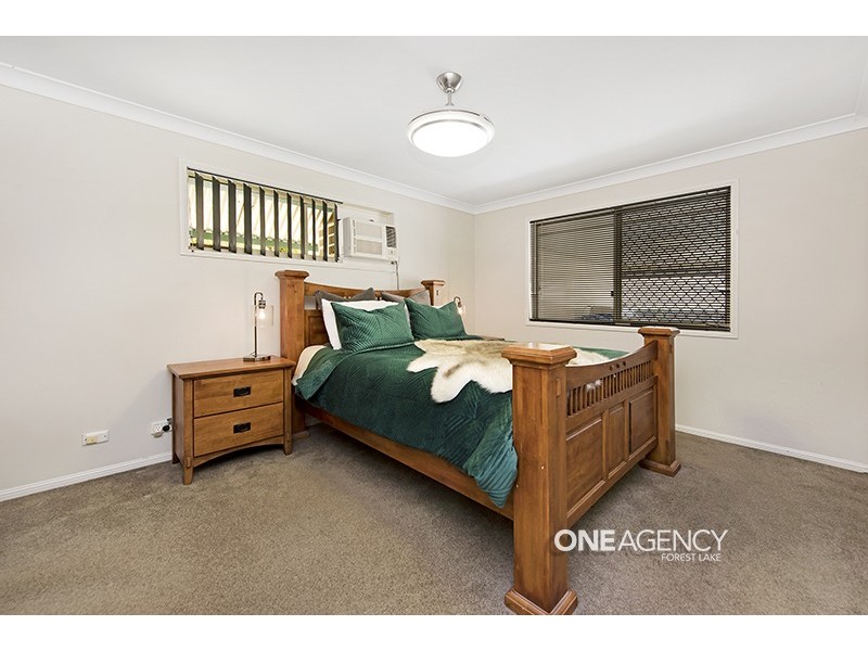 5 Springfield Pl, Forest Lake QLD 4078