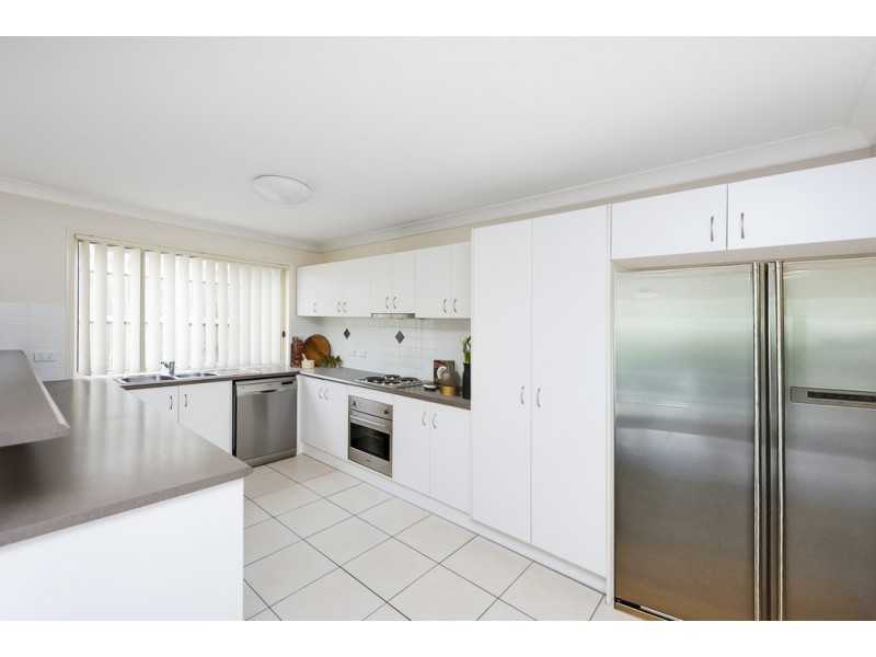 23 Uluru Place, Forest Lake QLD 4078