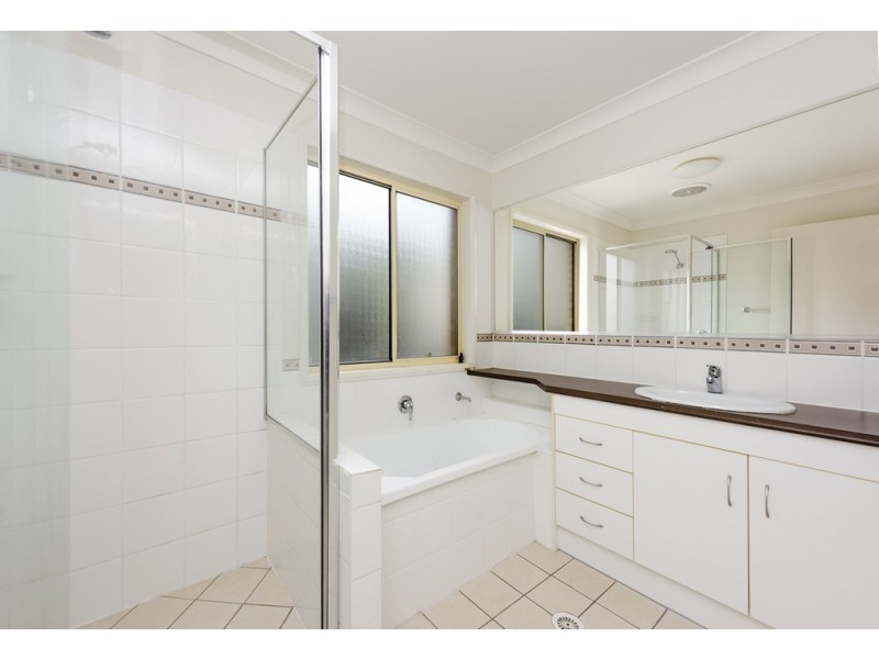 23 Uluru Place, Forest Lake QLD 4078