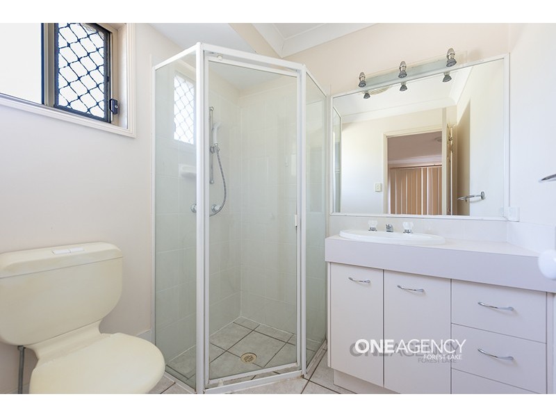 23 Macquarie Circuit, Forest Lake QLD 4078