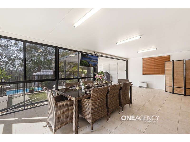 32 Fiona Street, Bellbird Park QLD 4300