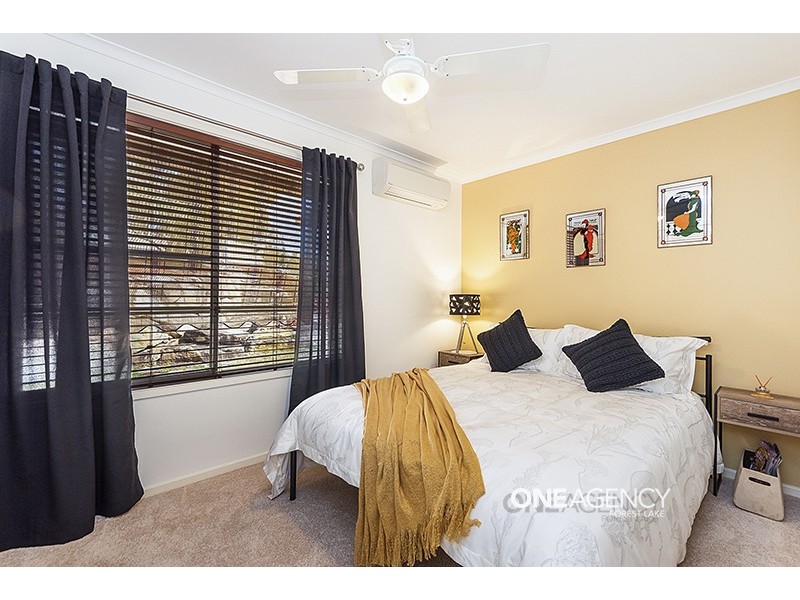 32 Fiona Street, Bellbird Park QLD 4300