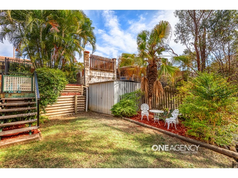 32 Fiona Street, Bellbird Park QLD 4300