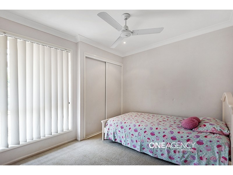 23 Tenterfield Place, Forest Lake QLD 4078