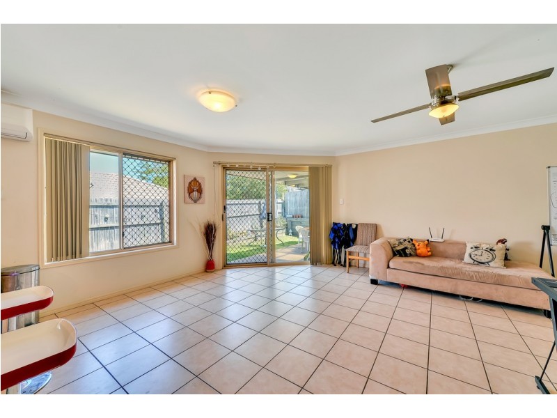 17 Caper Close, Springfield Lakes QLD 4300