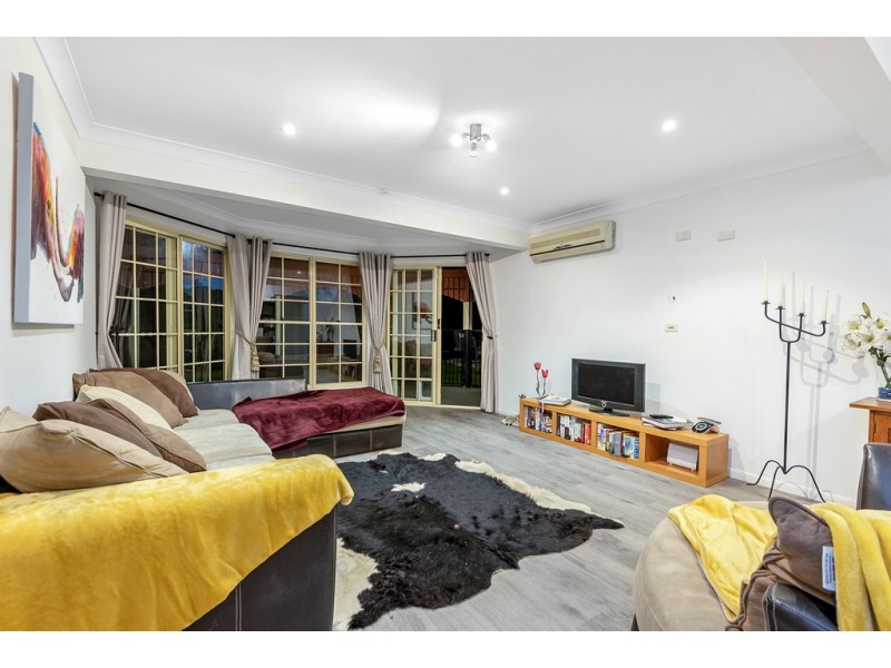 37 Paterson Pl, Forest Lake QLD 4078