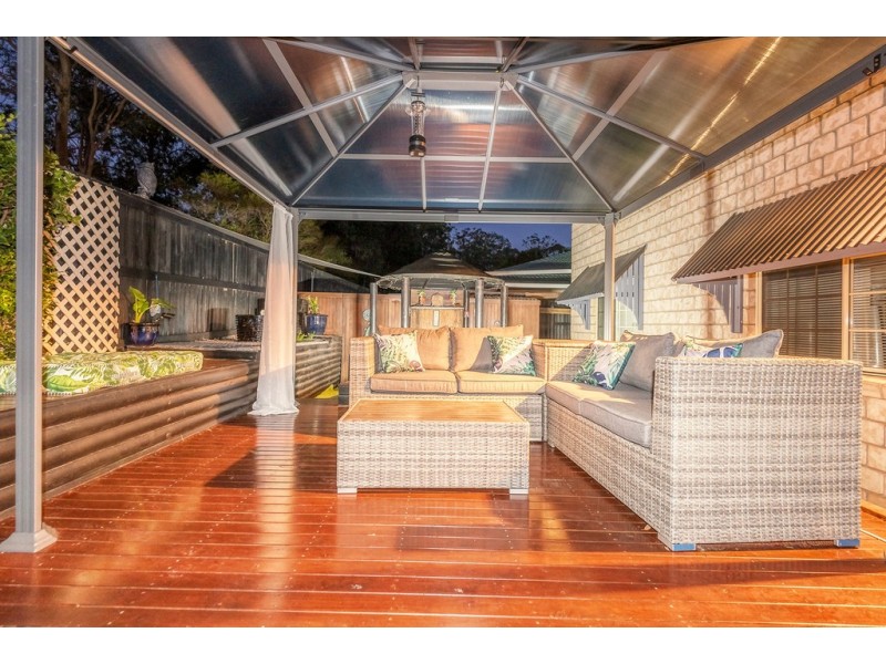 37 Paterson Pl, Forest Lake QLD 4078