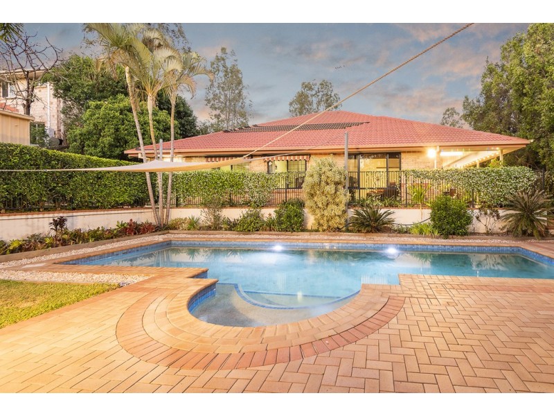 34 Cardwell St, Forest Lake QLD 4078