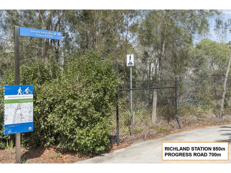 34 Cardwell St, Forest Lake QLD 4078