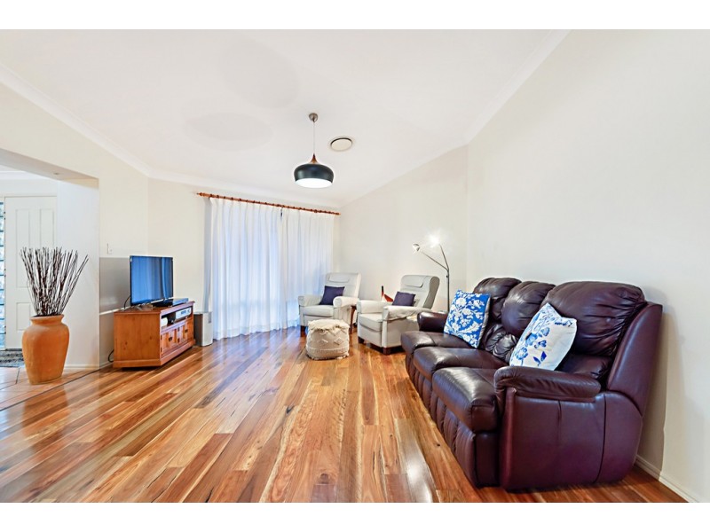 34 Cardwell St, Forest Lake QLD 4078