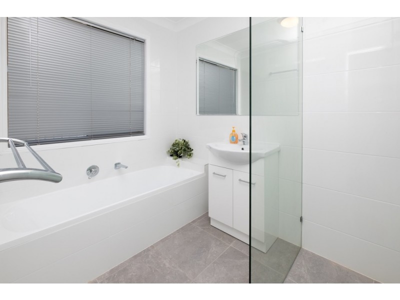 9 Oleander Crescent, Durack QLD 4077