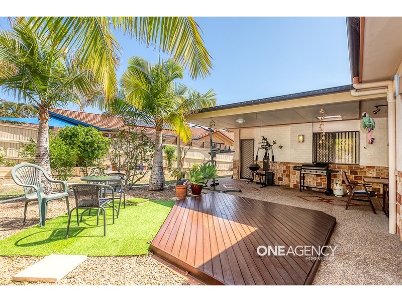 21 Santa Cruz Place, Forest Lake QLD 4078