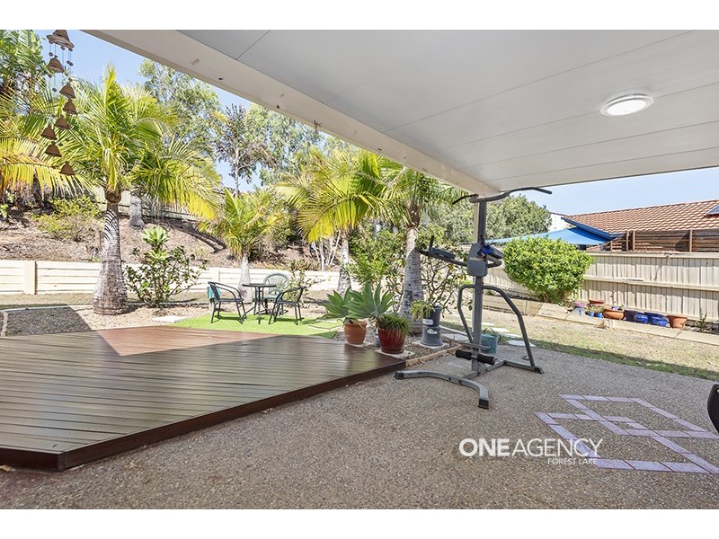 21 Santa Cruz Place, Forest Lake QLD 4078