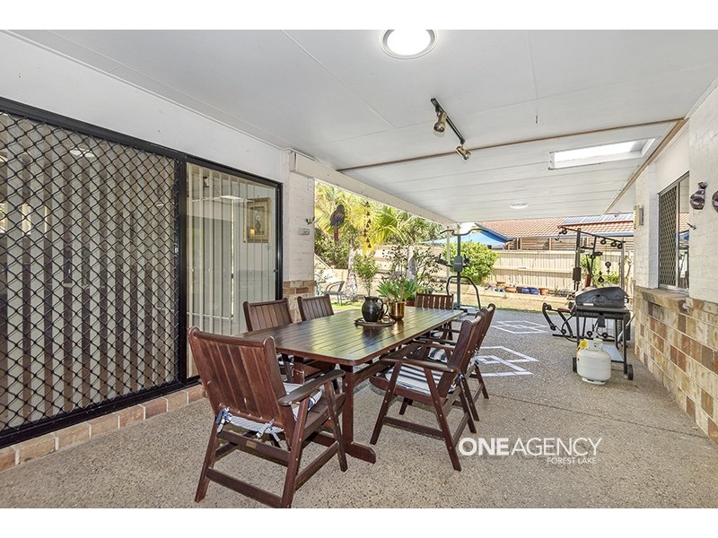21 Santa Cruz Place, Forest Lake QLD 4078