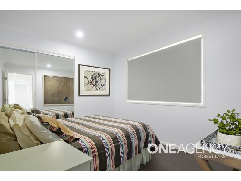 15 Kookaburra Pl, Doolandella QLD 4077