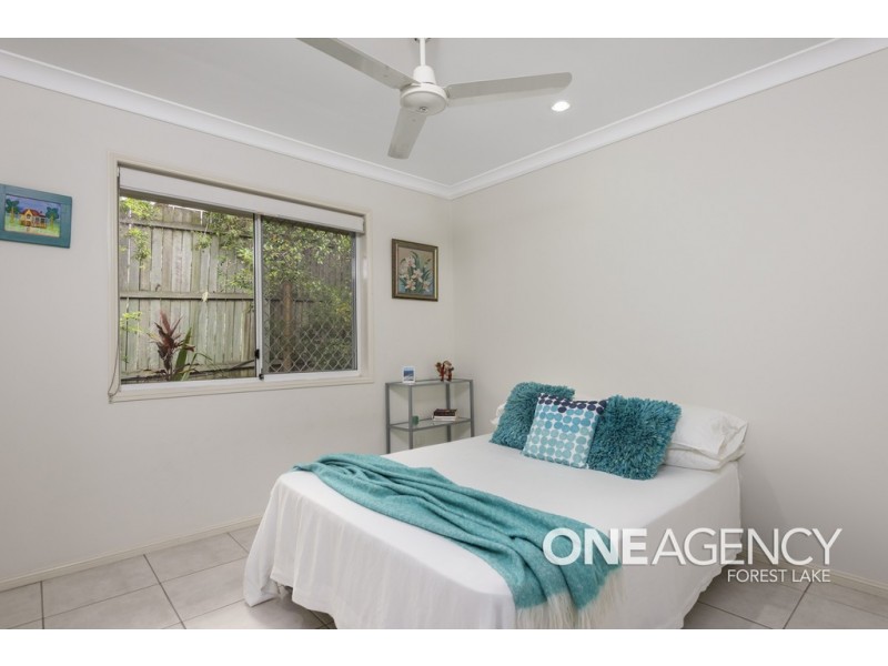 10 Gracemere Place, Forest Lake QLD 4078