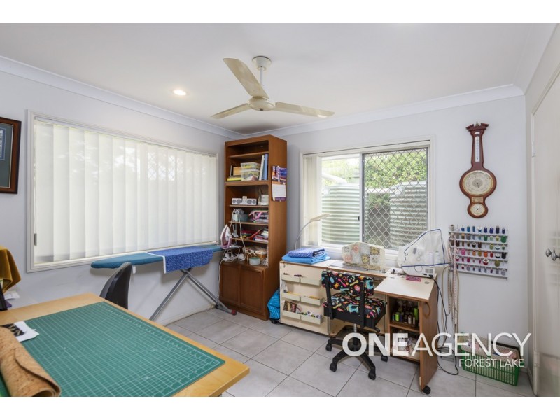 10 Gracemere Place, Forest Lake QLD 4078