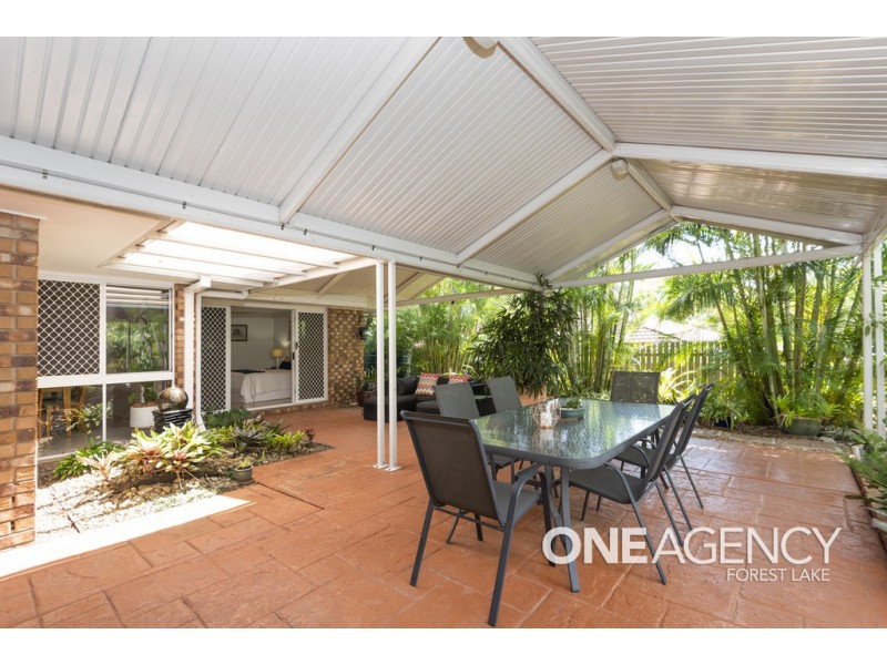 10 Gracemere Place, Forest Lake QLD 4078