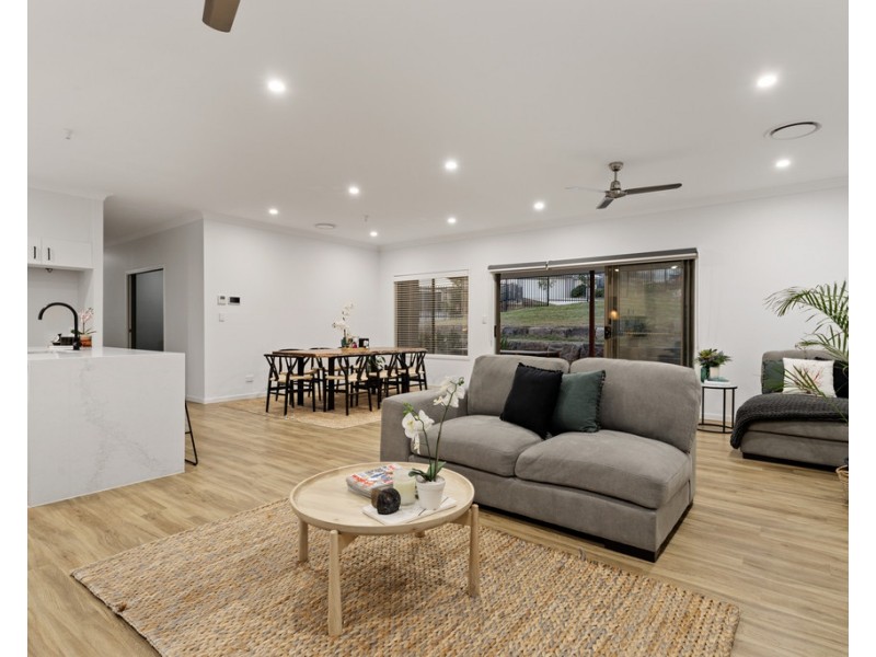 5 Zechariah Way, Augustine Heights QLD 4300