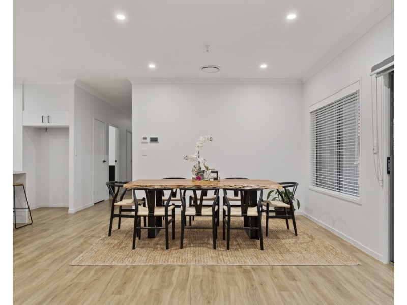 5 Zechariah Way, Augustine Heights QLD 4300