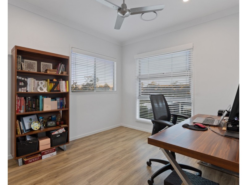5 Zechariah Way, Augustine Heights QLD 4300