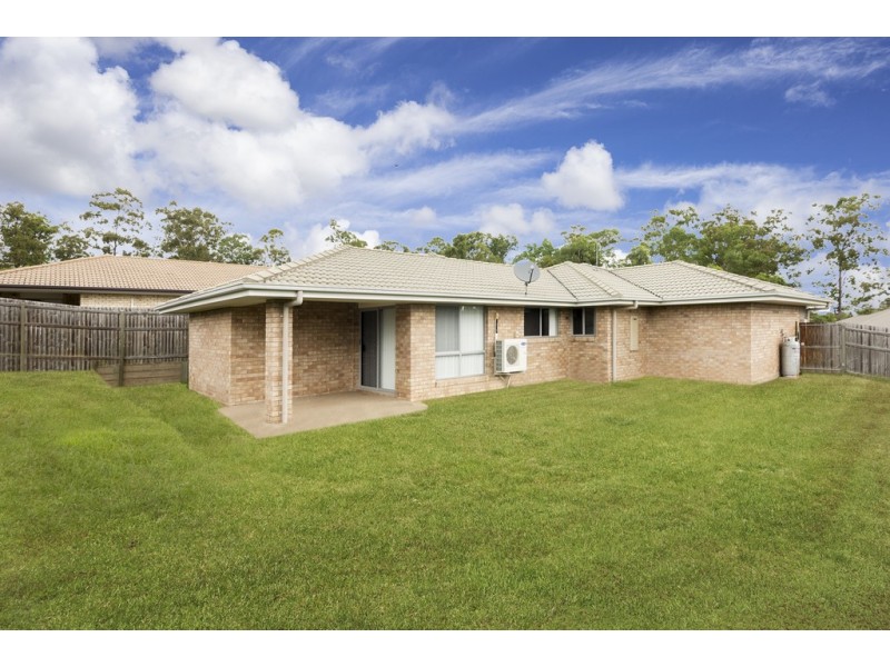 40 Whipbird Street, Bellbird Park QLD 4300