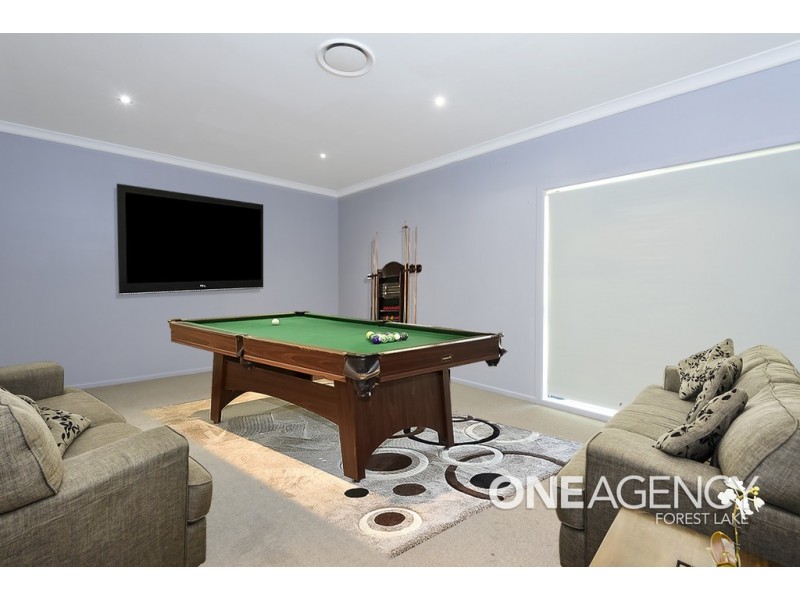 17 Crediton Place, Forest Lake QLD 4078