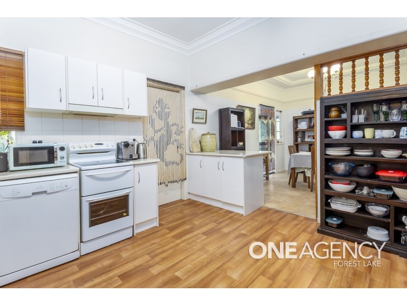 5 Lower James St, Goodna QLD 4300