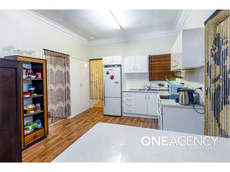 5 Lower James St, Goodna QLD 4300