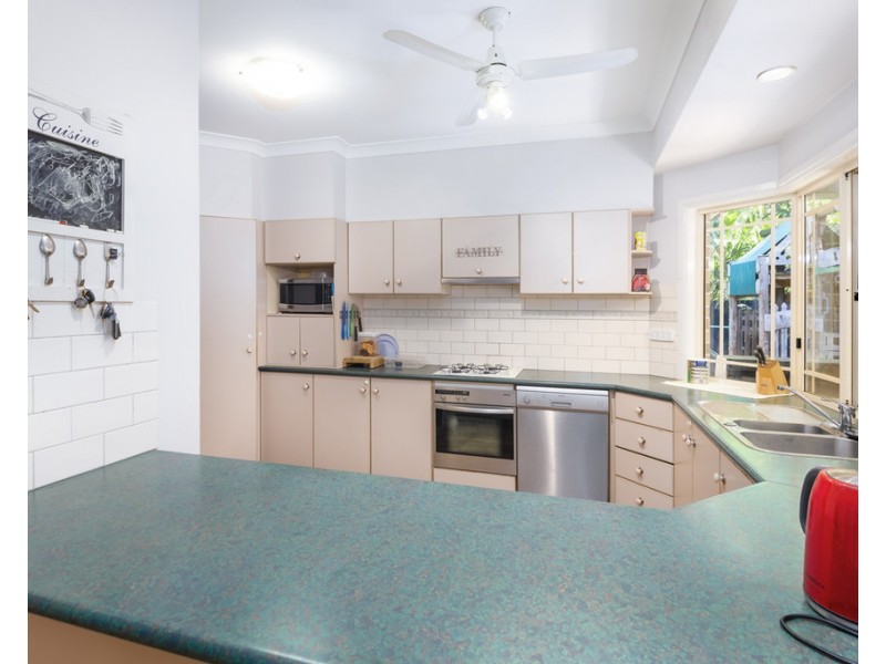 18 Ibis Circuit, Forest Lake QLD 4078