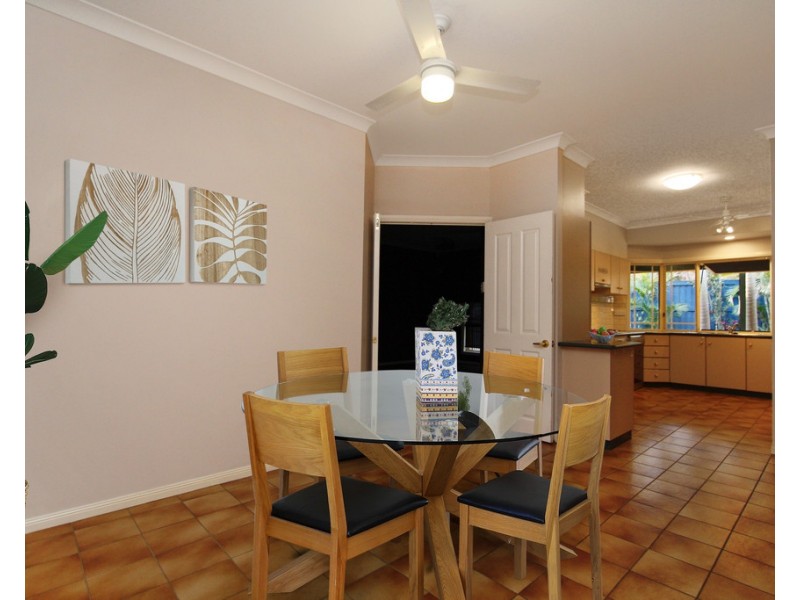 18 Ibis Circuit, Forest Lake QLD 4078