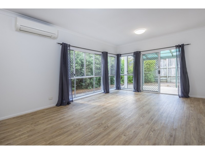 9 Prospect Crescent, Forest Lake QLD 4078