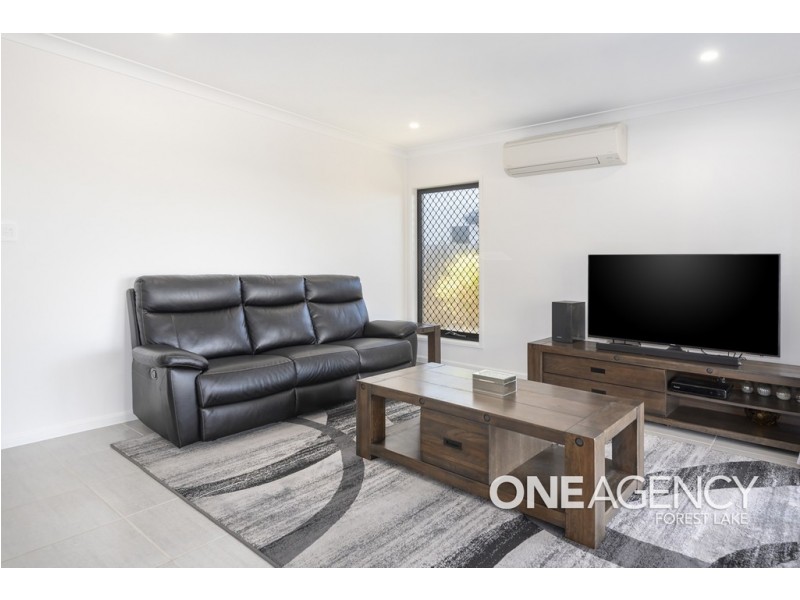 44 Invergarry Circuit, Heathwood QLD 4110