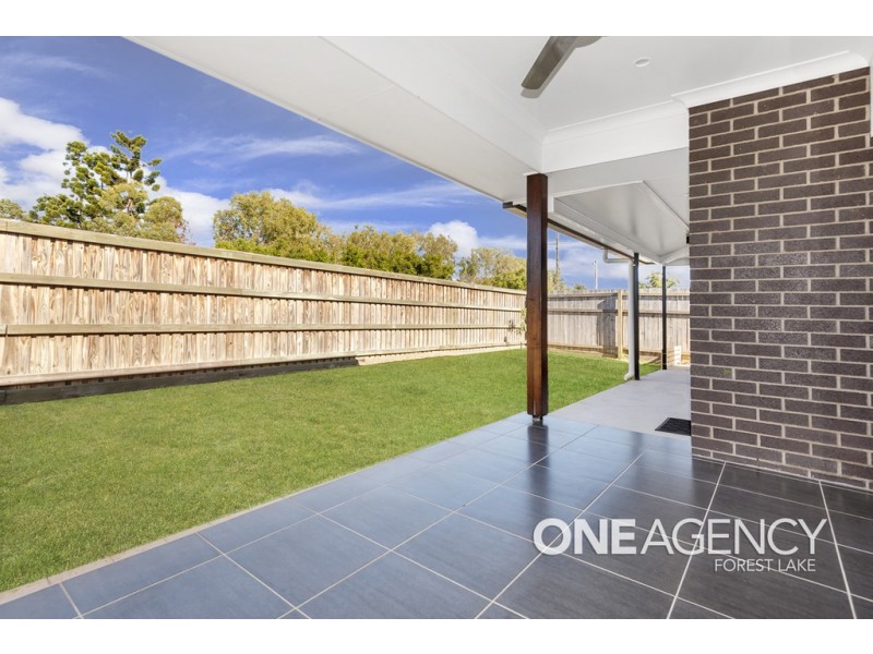 44 Invergarry Circuit, Heathwood QLD 4110