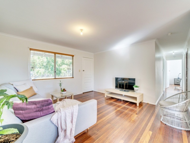 87 Redbank Plains Road, Goodna QLD 4300