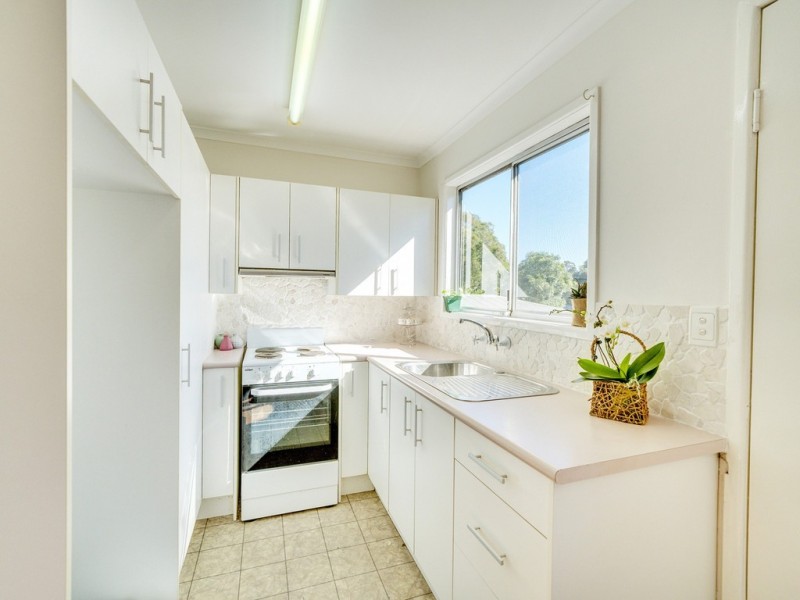 87 Redbank Plains Road, Goodna QLD 4300