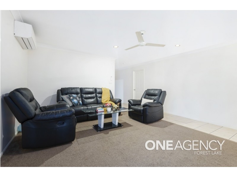 12 Hannam Crescent, Forest Lake QLD 4078