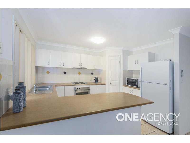 12 Hannam Crescent, Forest Lake QLD 4078