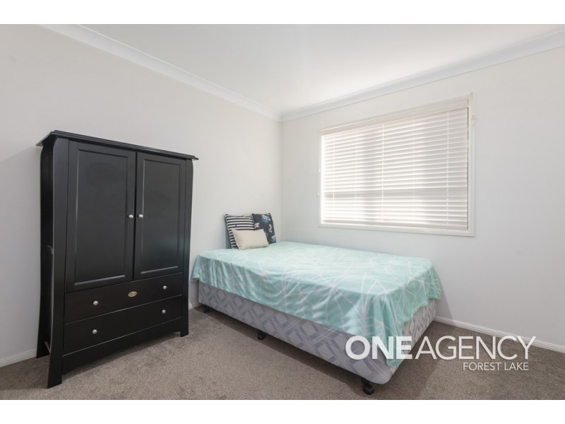 12 Hannam Crescent, Forest Lake QLD 4078