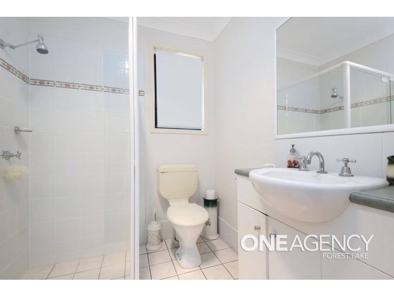 6 Agostino Close, Doolandella QLD 4077