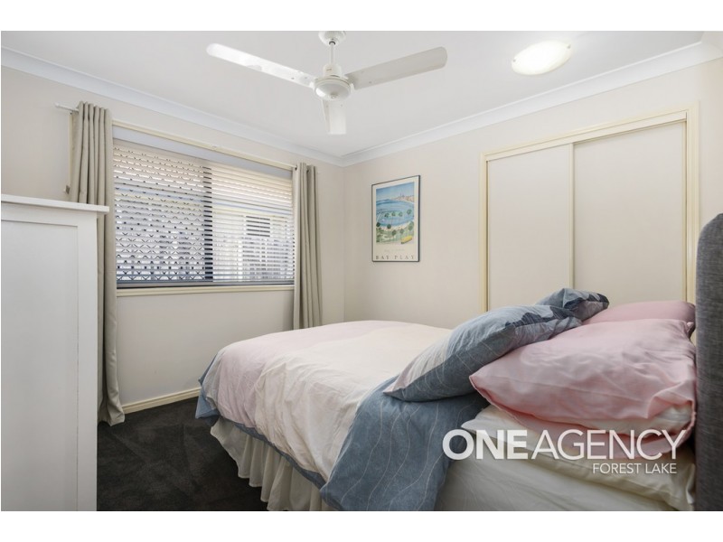 6 Agostino Close, Doolandella QLD 4077