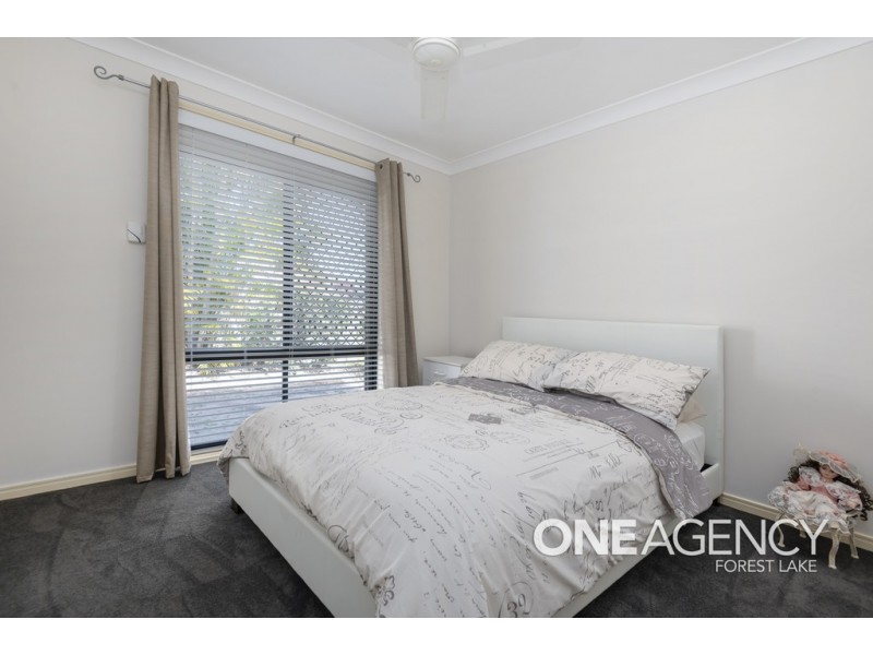 6 Agostino Close, Doolandella QLD 4077