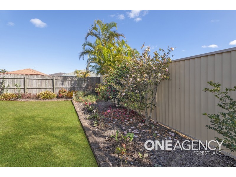 6 Agostino Close, Doolandella QLD 4077
