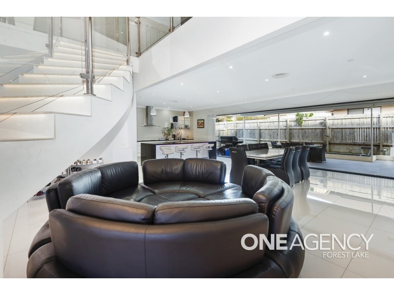 8 Armisfield Street, Doolandella QLD 4077