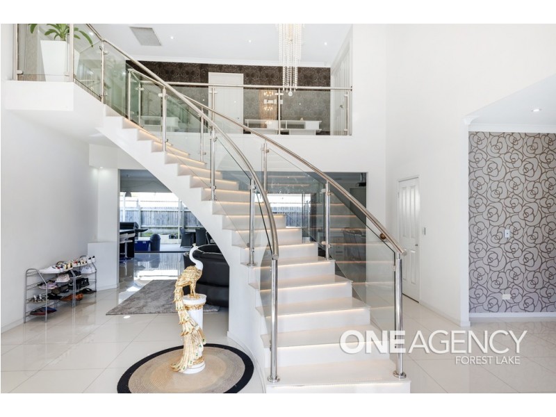 8 Armisfield Street, Doolandella QLD 4077