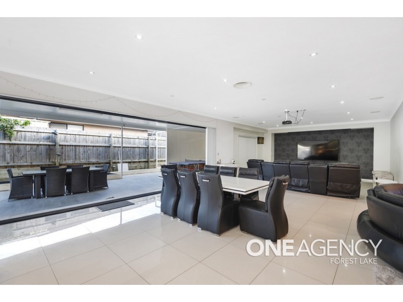 8 Armisfield Street, Doolandella QLD 4077