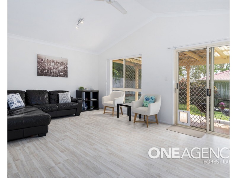 26 Clarendon Circuit, Forest Lake QLD 4078