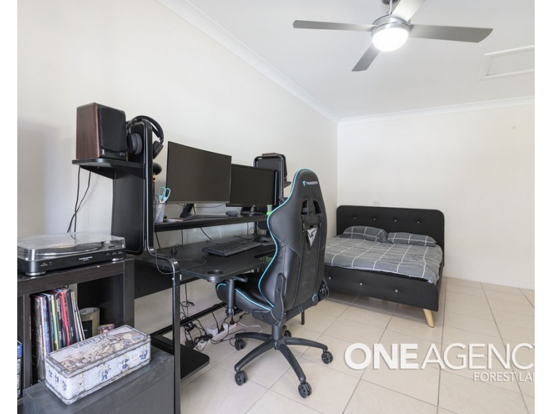 26 Clarendon Circuit, Forest Lake QLD 4078
