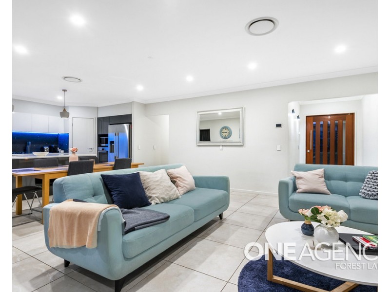 12 Sevenhill Place, Doolandella QLD 4077