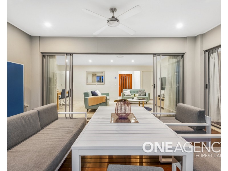 12 Sevenhill Place, Doolandella QLD 4077